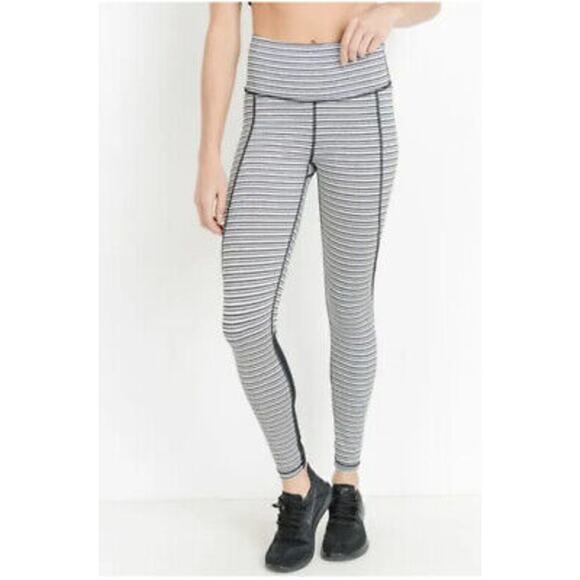 Mono B High Waist Striped Monochrome Colorblock Leggings Activewear Women Sz S - Picture 11 of 11